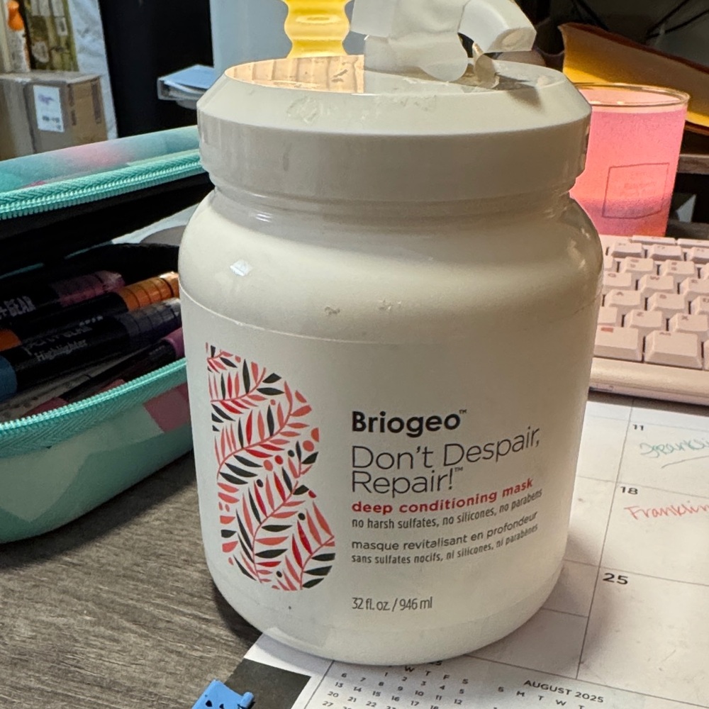 Briogeo Don't Despair, Repair! Deep Conditioning Mask in White
